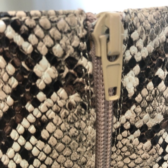 Urban Outfitters Thelma Ankle Boot - Picture 16 of 16